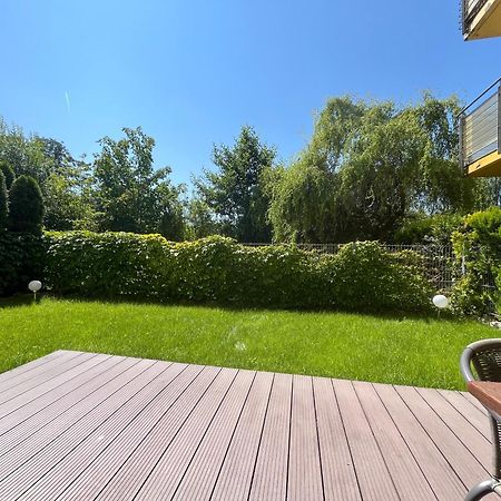 Apartament Z Garazem I Ogrodem Kolobrzeg Bagian luar foto