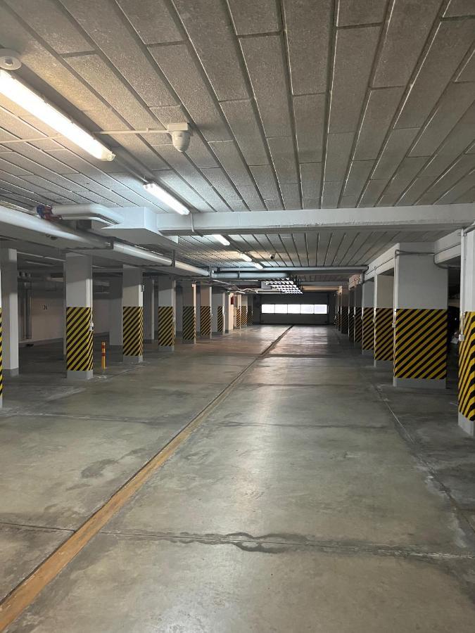 Apartament Z Garazem I Ogrodem Kolobrzeg Bagian luar foto